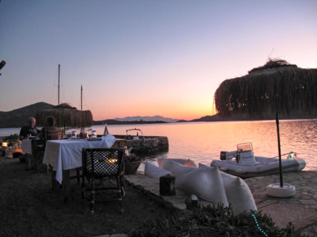 Bozburun Yacht Club Hotel Exterior photo